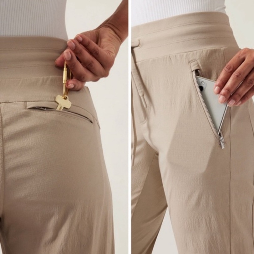 Athleta Beige/Tan Trekkie North High Rise Jogger Pants with Zip Pockets size 2